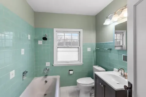1403 Post Avenue Rockford IL 61103