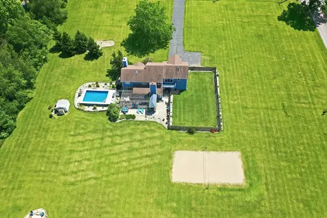 8302 White Oaks Road Wonder Lake IL 60097