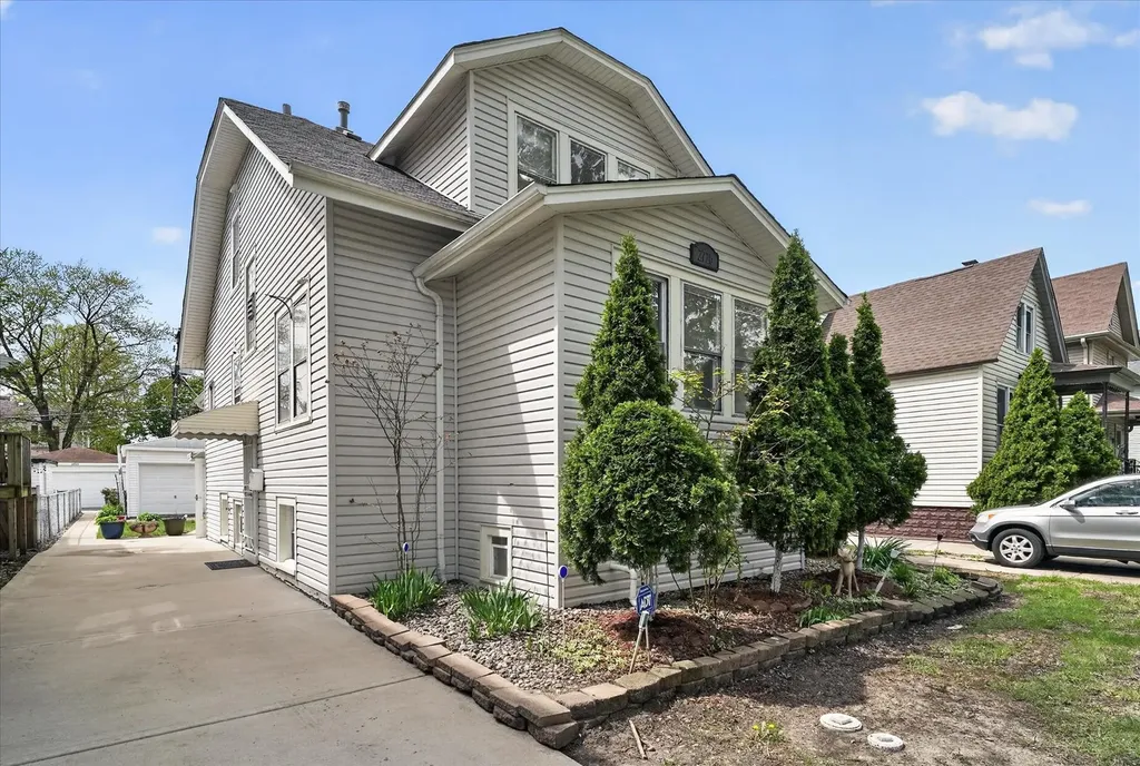 2726 South 60th Court Cicero IL 60804
