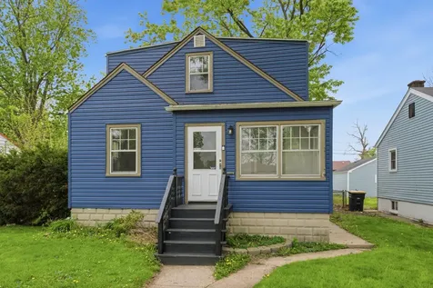 18409 Oakwood Avenue Lansing IL 60438