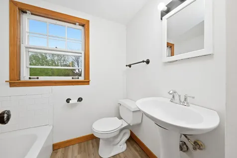 18409 Oakwood Avenue Lansing IL 60438