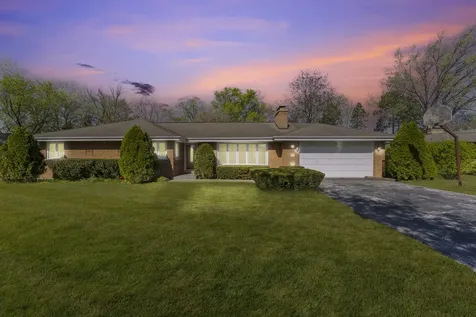 404 Tomah Avenue Prospect Heights IL 60070