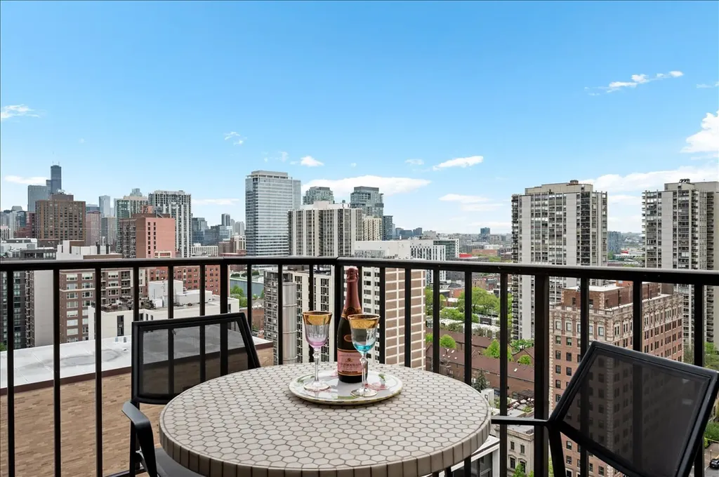 1410 North State Parkway Chicago IL 60610
