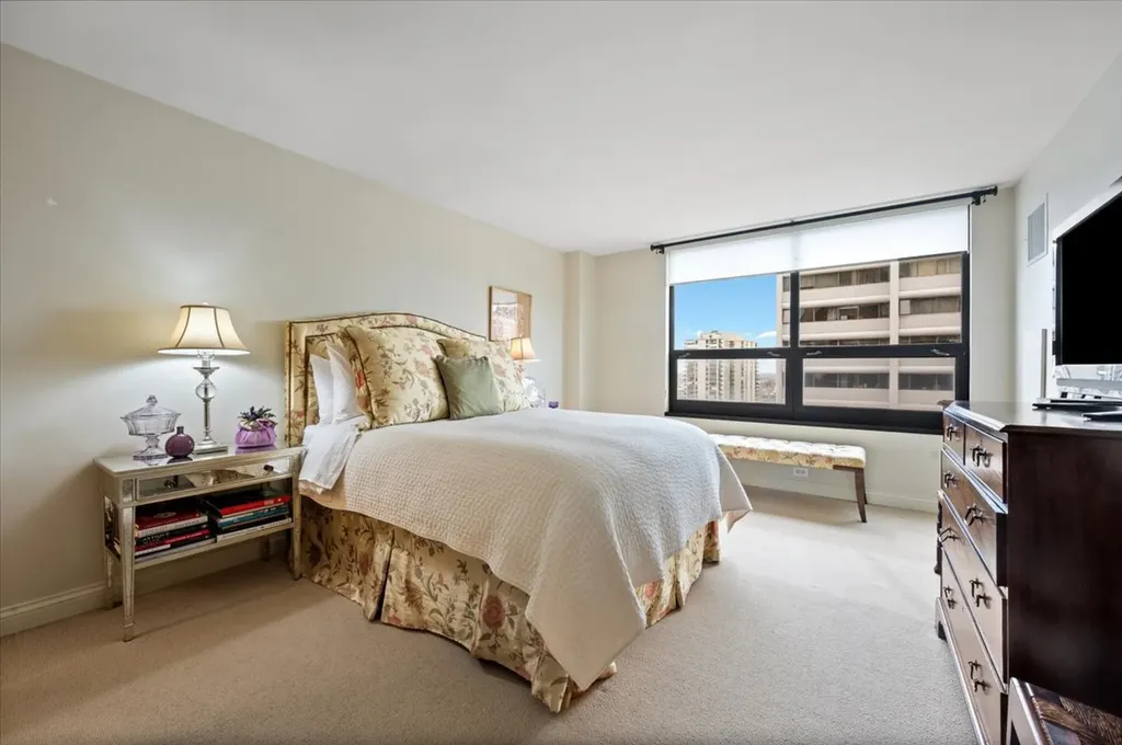 1410 North State Parkway Chicago IL 60610
