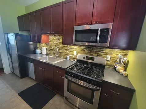 738 11TH Street Lasalle IL 61301