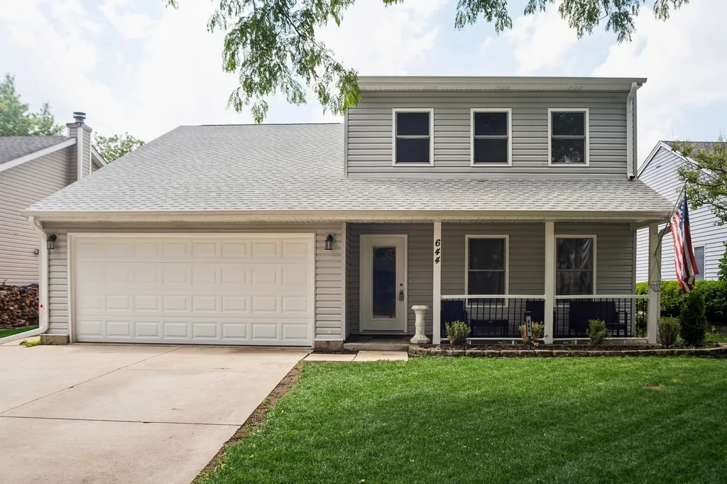 644 Dover Drive Elgin IL 60120