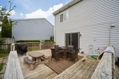 644 Dover Drive Elgin IL 60120