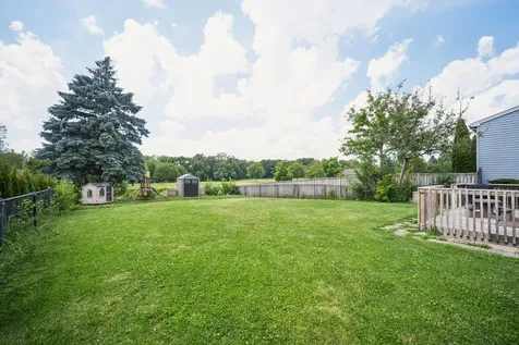 644 Dover Drive Elgin IL 60120