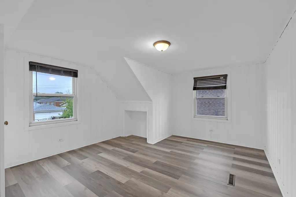 6031 South Merrimac Avenue Chicago IL 60638