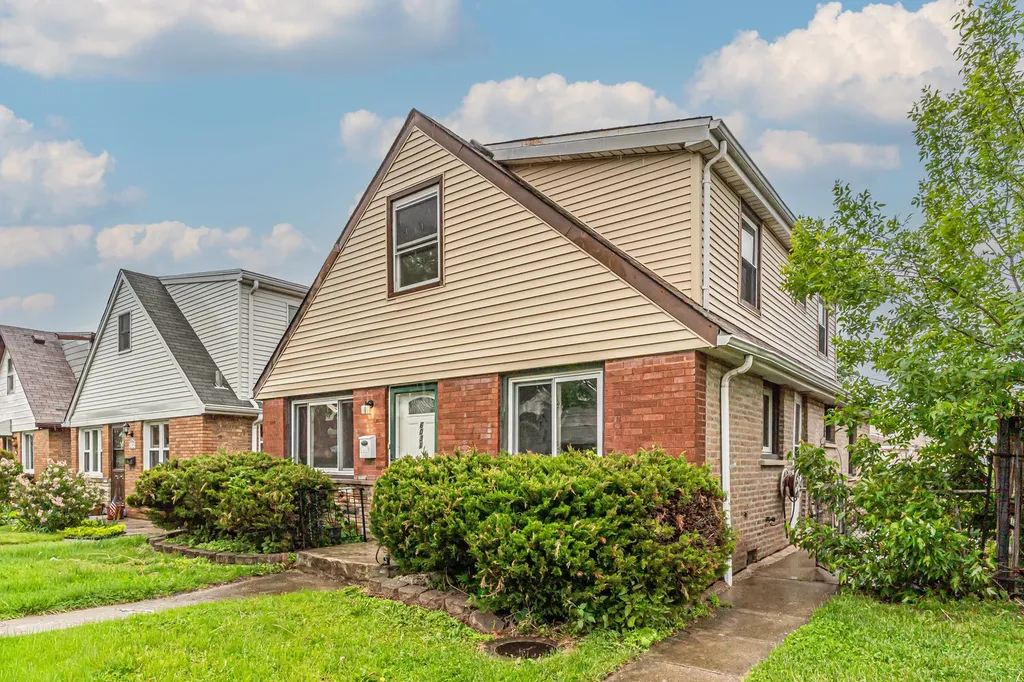6031 South Merrimac Avenue Chicago IL 60638