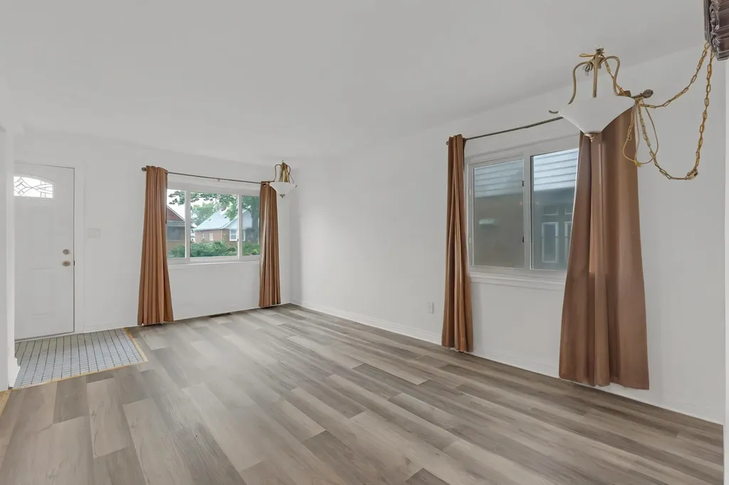 6031 South Merrimac Avenue Chicago IL 60638
