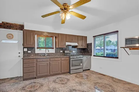 6031 South Merrimac Avenue Chicago IL 60638