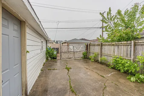 6031 South Merrimac Avenue Chicago IL 60638