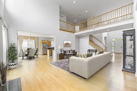 47 Holabird Circle Highwood IL 60040
