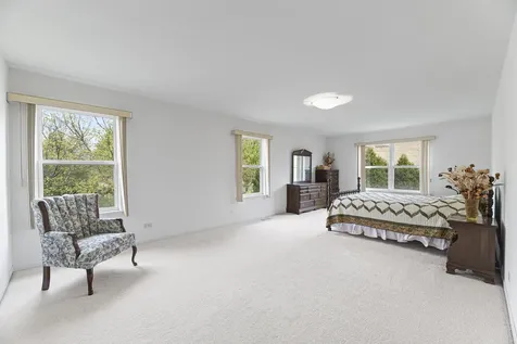 47 Holabird Circle Highwood IL 60040