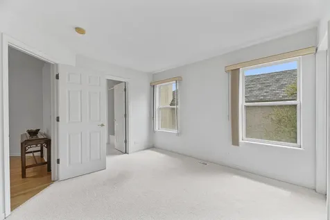 47 Holabird Circle Highwood IL 60040