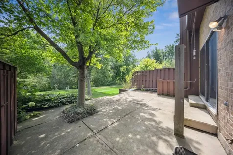 567 Cress Creek Lane Crystal Lake IL 60014