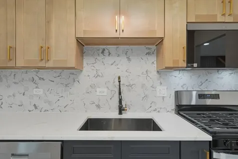 16611 Marshfield Avenue Markham IL 60428