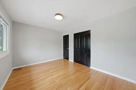 16611 Marshfield Avenue Markham IL 60428