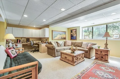 79 Hunt Trail Lake Barrington IL 60010