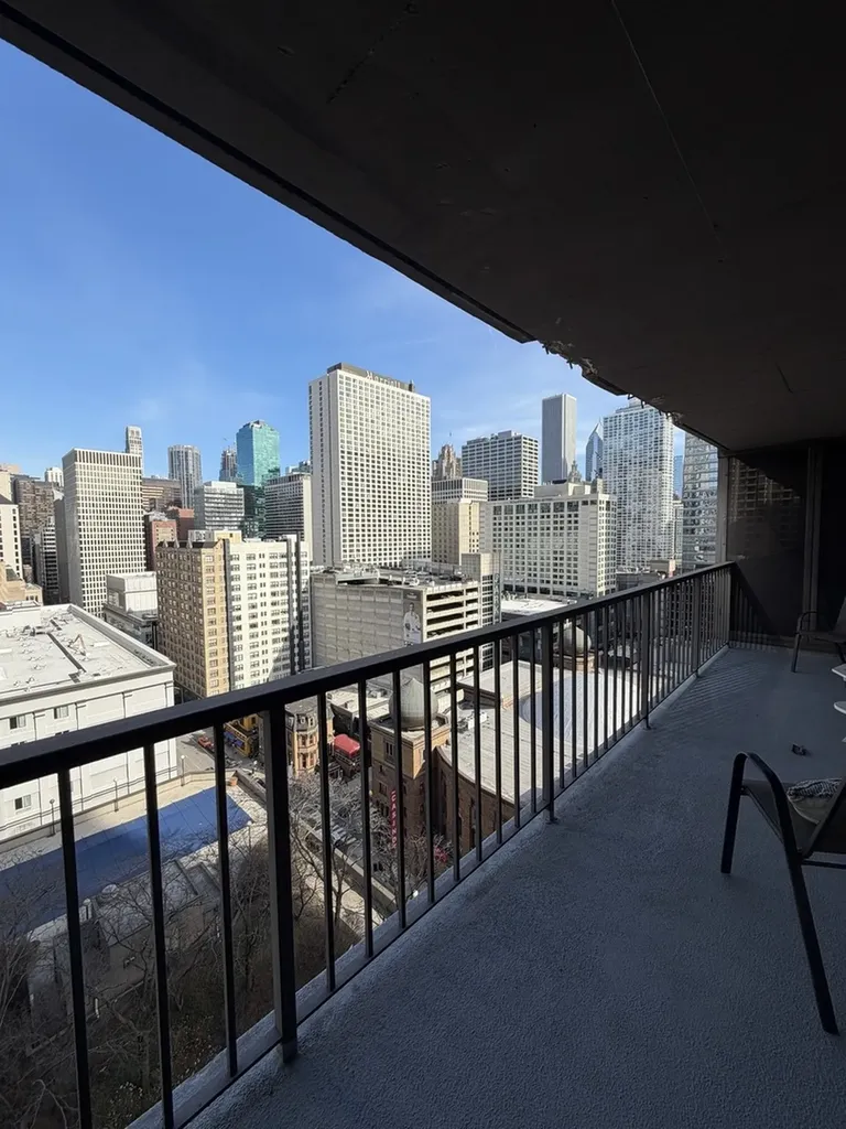 10 East Ontario Street Chicago IL 60611