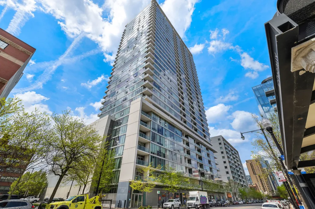 1720 South Michigan Avenue Chicago IL 60616