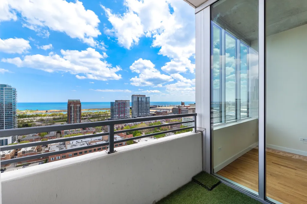 1720 South Michigan Avenue Chicago IL 60616