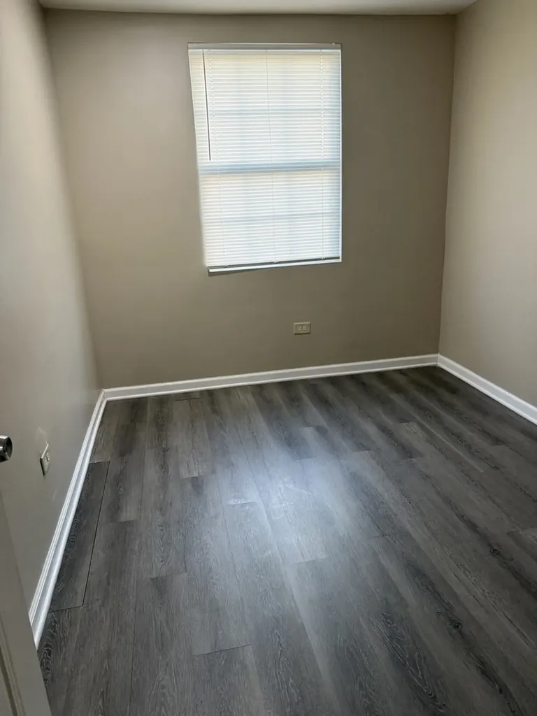 4764 South Shields Avenue Chicago IL 60609
