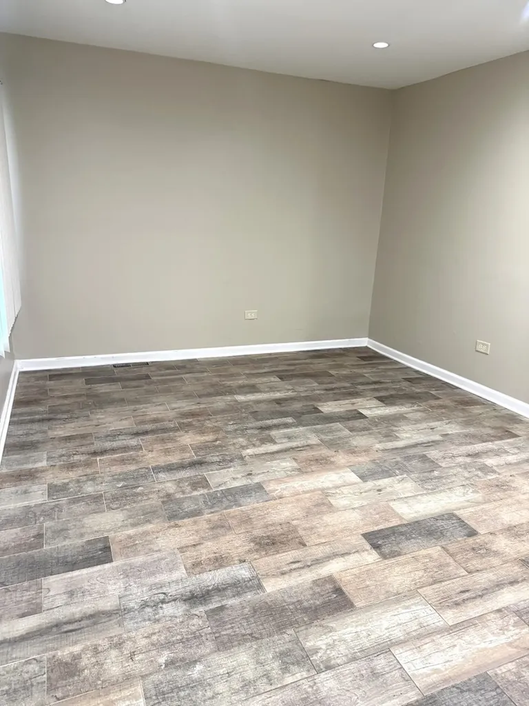 4764 South Shields Avenue Chicago IL 60609