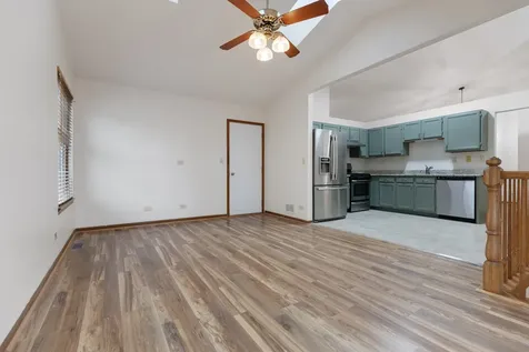1791 Barnhill Drive Mundelein IL 60060