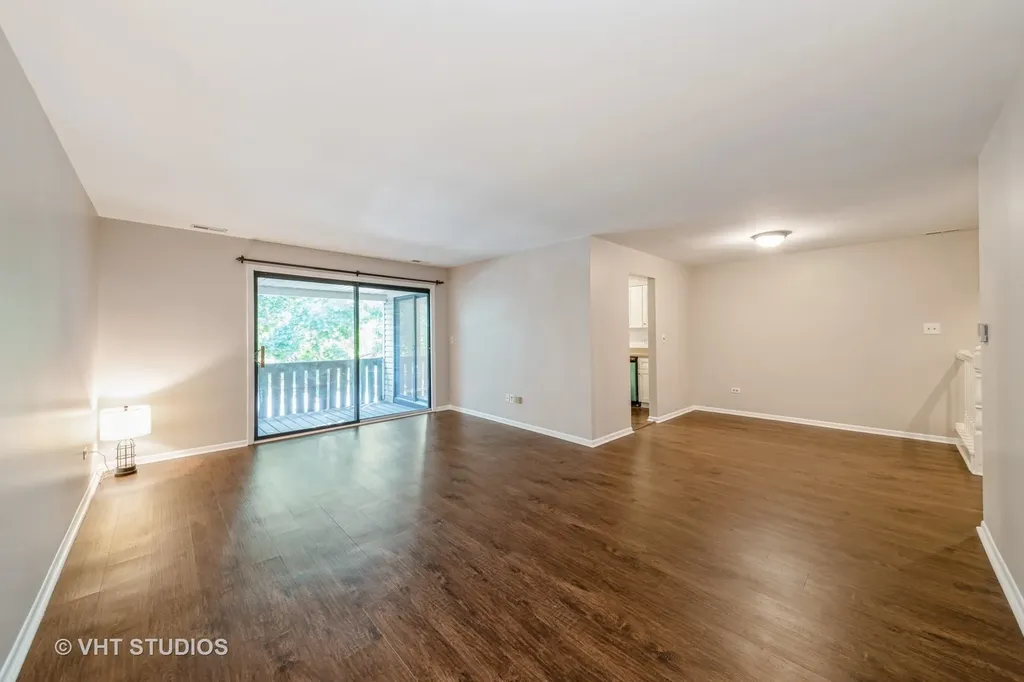 841 Cross Creek Court Roselle IL 60172