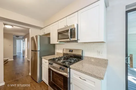 841 Cross Creek Court Roselle IL 60172