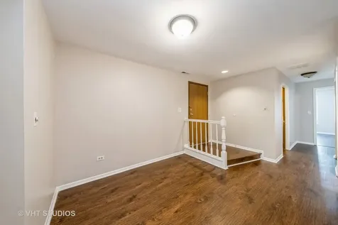 841 Cross Creek Court Roselle IL 60172