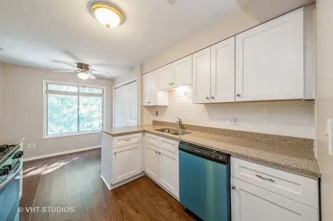 841 Cross Creek Court Roselle IL 60172