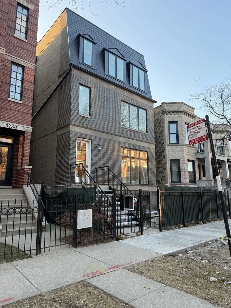 3740 North Racine Avenue Chicago IL 60613