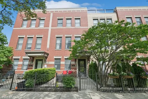 1053 North Kingsbury Street Chicago IL 60610