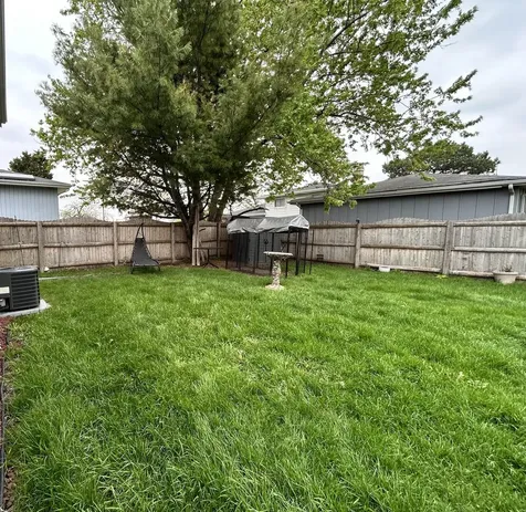 16625 Kenwood Avenue South Holland IL 60473