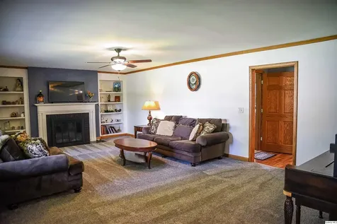 3210 Golf Drive Quincy IL 62301