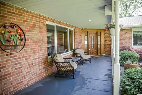 3210 Golf Drive Quincy IL 62301