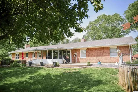 3210 Golf Drive Quincy IL 62301