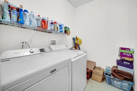 48 Wellesley Circle Northbrook IL 60062