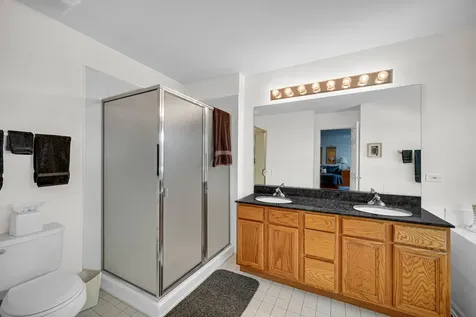 48 Wellesley Circle Northbrook IL 60062