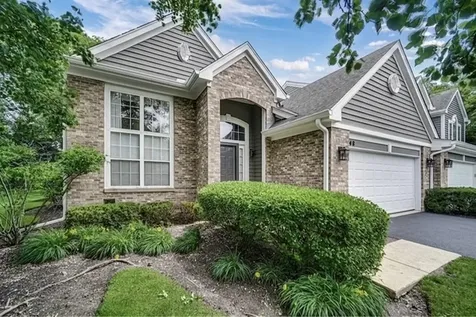48 Wellesley Circle Northbrook IL 60062