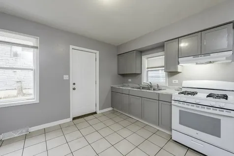 205 South Park Avenue Waukegan IL 60085
