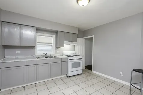 205 South Park Avenue Waukegan IL 60085