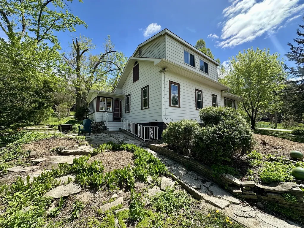 35397 North 1st Avenue Ingleside IL 60041