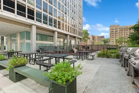 340 West Diversey Parkway Chicago IL 60657