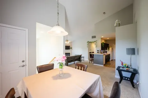 3606 Thornhill Drive Champaign IL 61822