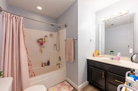 3606 Thornhill Drive Champaign IL 61822