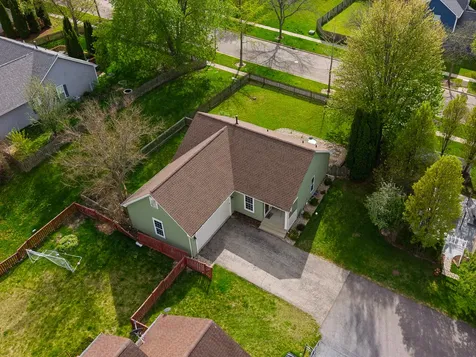 2022 North Aspen Drive Woodstock IL 60098